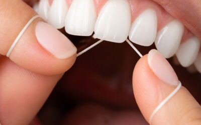 How to Actually Floss: The Technique Most People Get Wrong